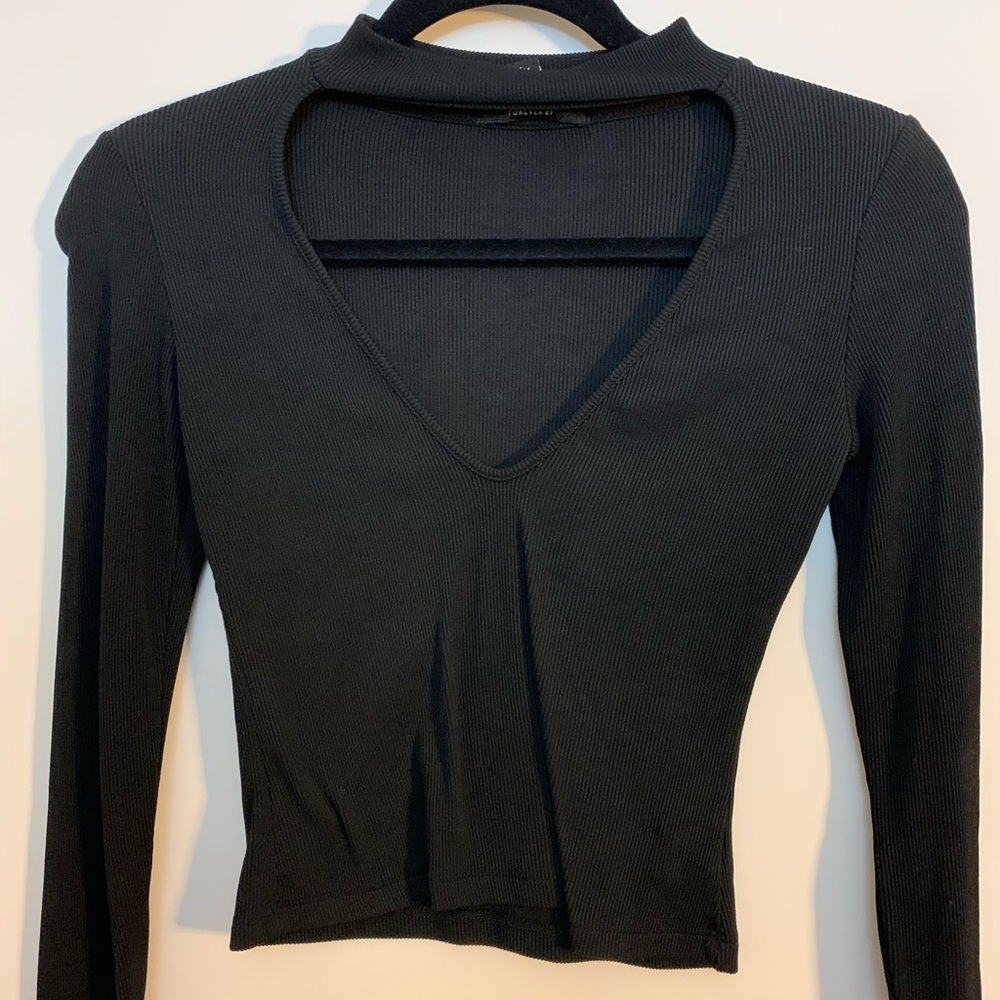 F21 Black Low V Neck Crop top